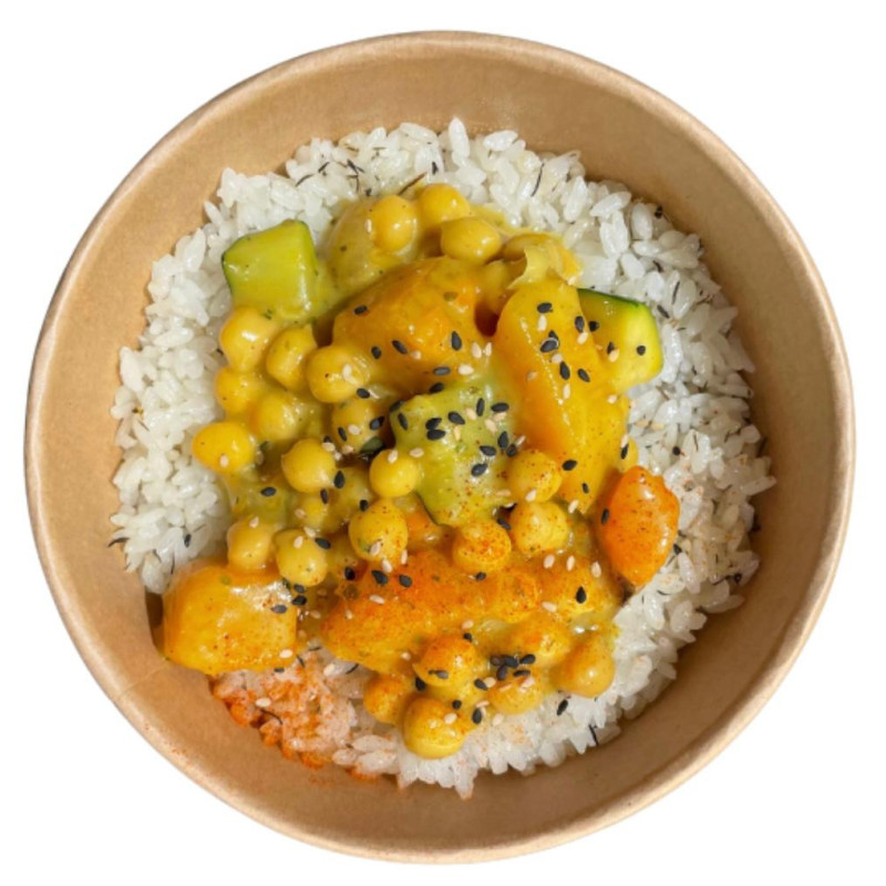 Verduras al curry con garbanzos y arroz blanco