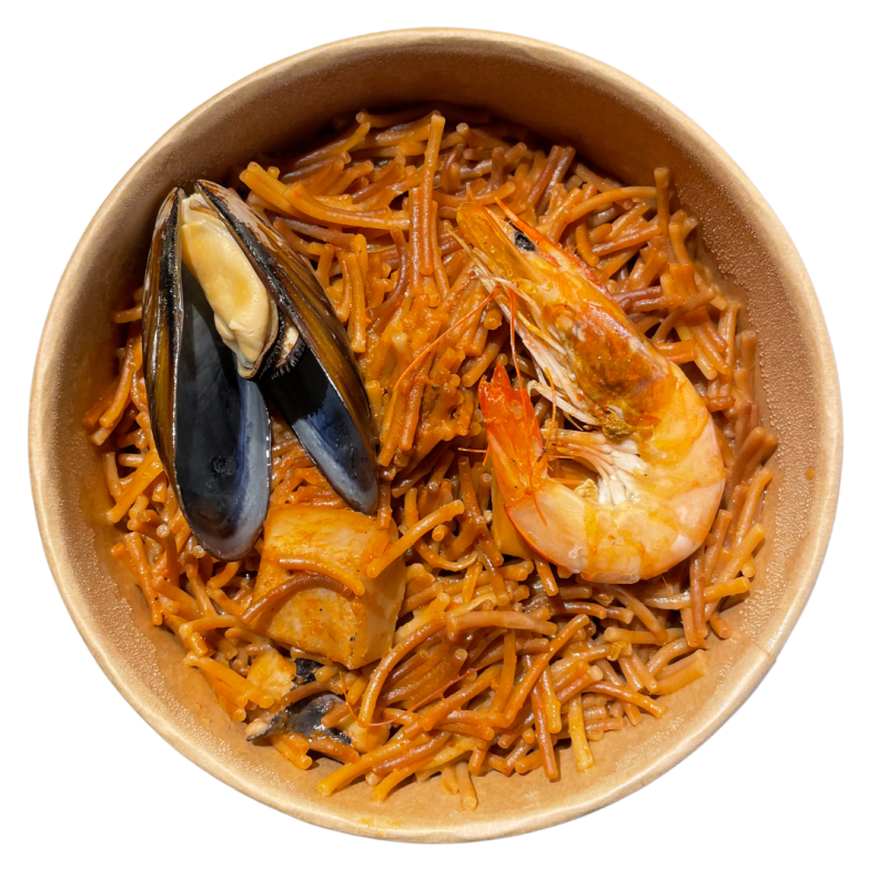 Fideuá de marisco con langostinos y mejillones